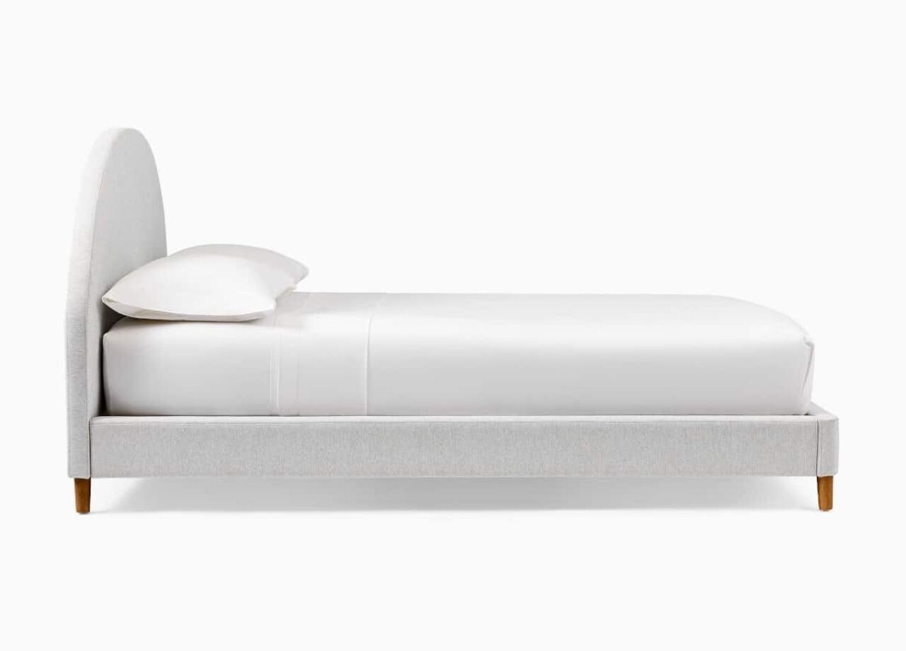 CAMA MOON FUNDO BRANCO 2